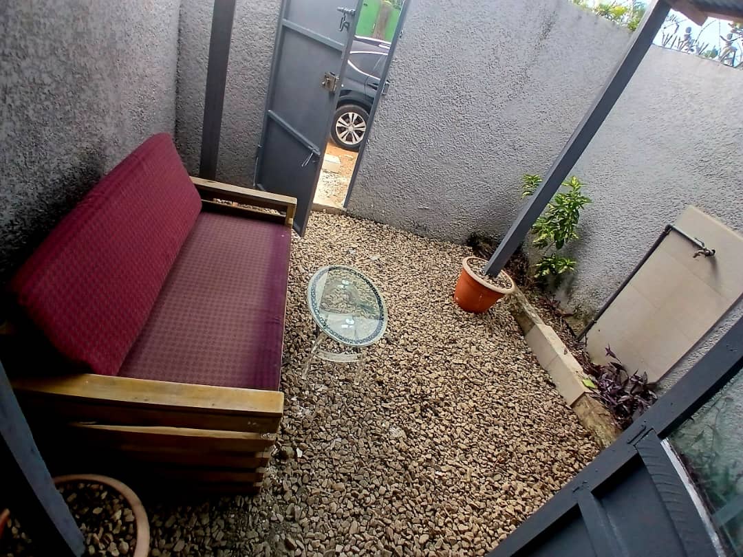 Studio meublé