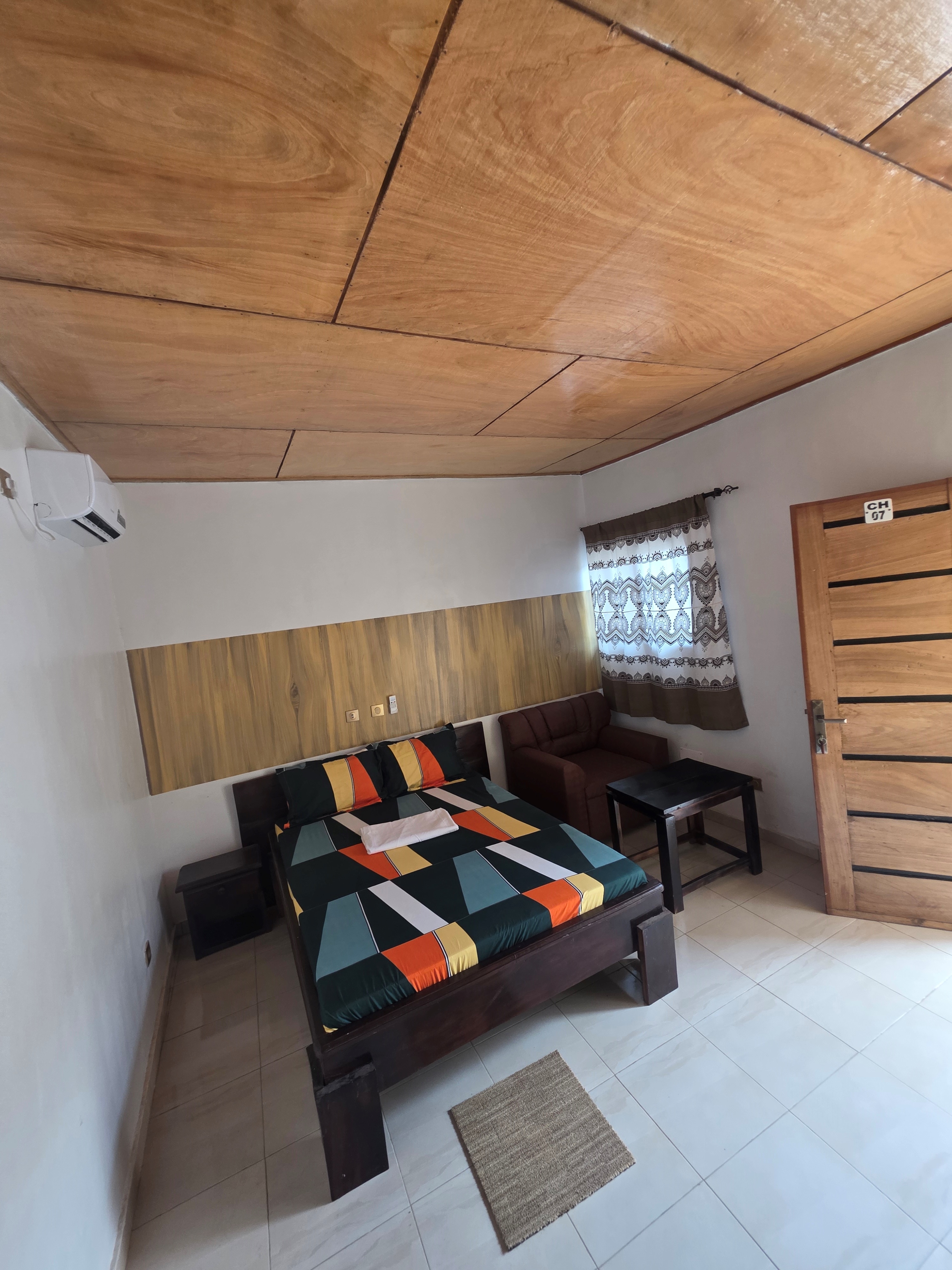 HOTEL ESCALE